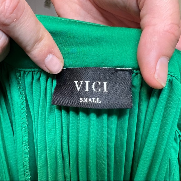 Green pleated maxi - Picture 4 of 4